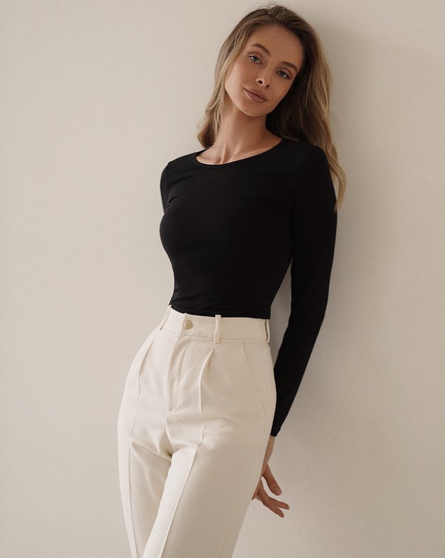 
                    Лонгслив "Лира"
                  