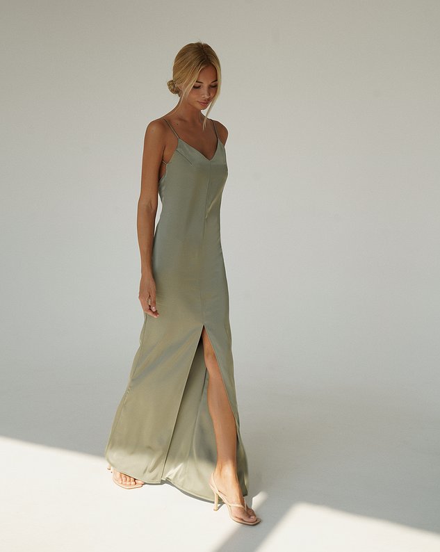 
                    Dress "Antonia"
                  