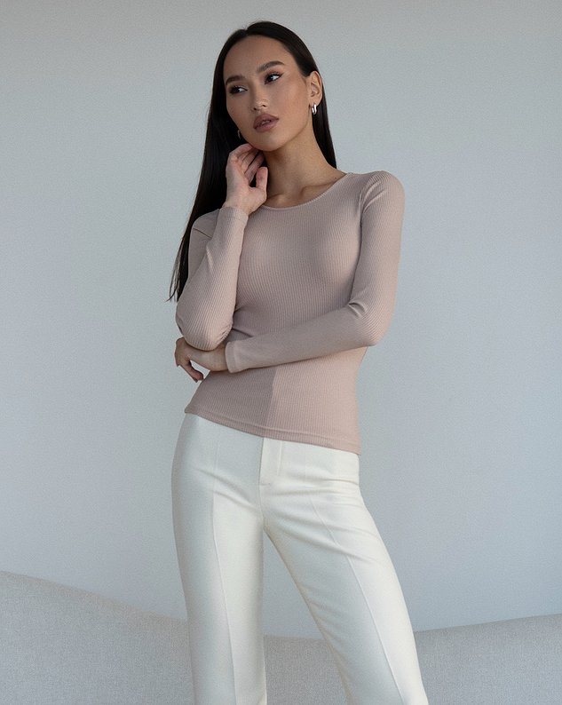 
                    Лонгслив в рубчик "Лира"
                  