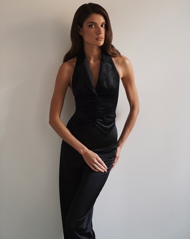 
                    Жилет "Эванжелин" бархат
                  