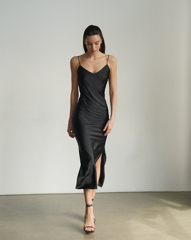 
                    Dress "Flora"
                  